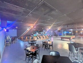 11950 Perry Rd, Houston, TX for lease Interior Photo- Image 2 of 7