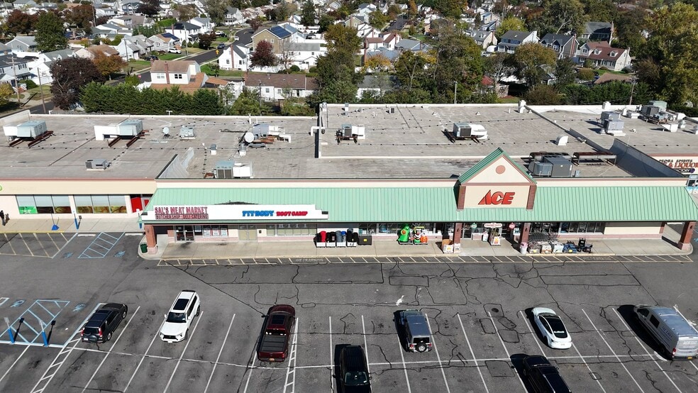 5117-5139 Merrick Rd, Massapequa, NY for lease - Commercial Listing Video - Image 3 of 11