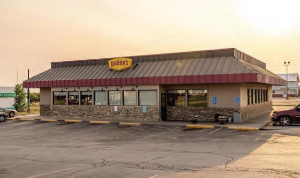 3210 SW Topeka Blvd, Topeka, KS for lease - Building Photo - Image 1 of 4