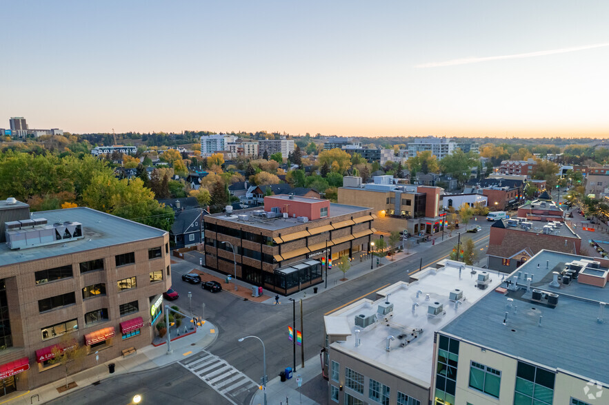 1220 Kensington Rd NW, Calgary, AB for lease - Aerial - Image 3 of 6