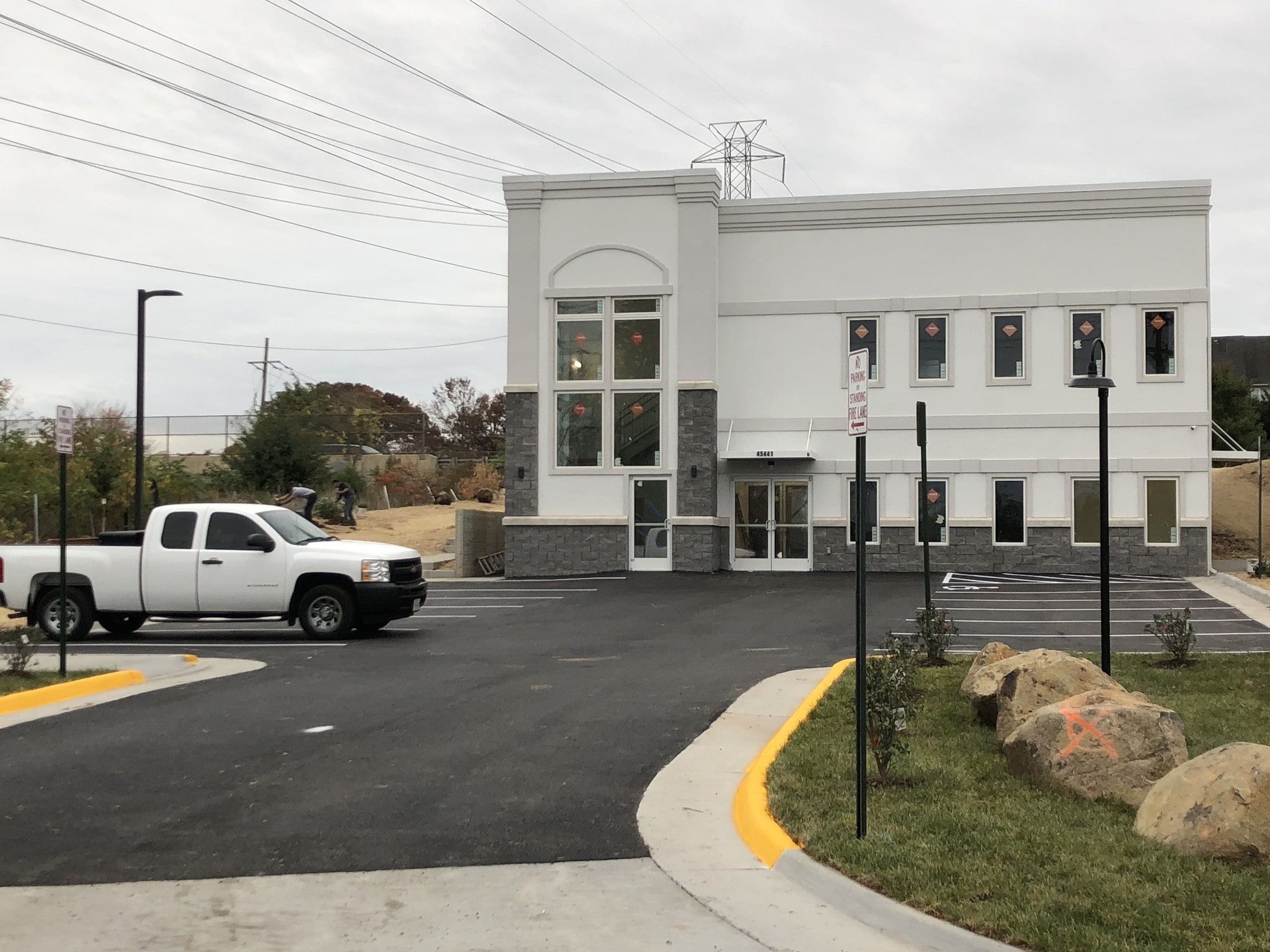 45441 Ruritan Cir, Sterling, VA for lease Primary Photo- Image 1 of 33