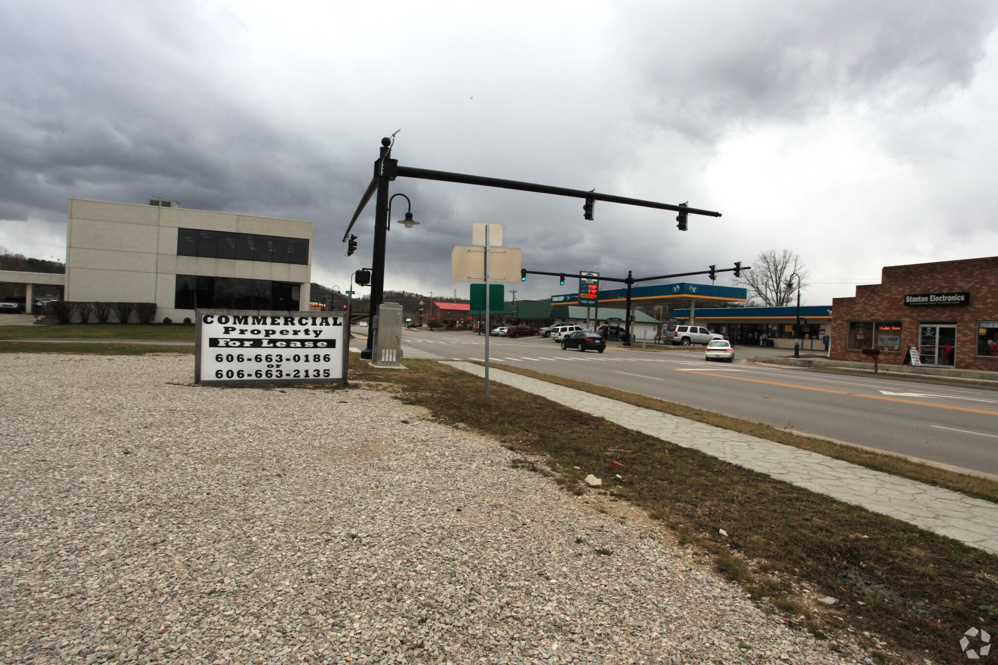 91 Main St, Stanton, KY for sale Primary Photo- Image 1 of 1
