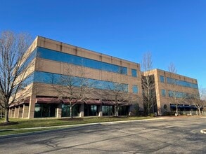 500 Lincoln Park Blvd, Kettering, OH for lease Building Photo- Image 1 of 1