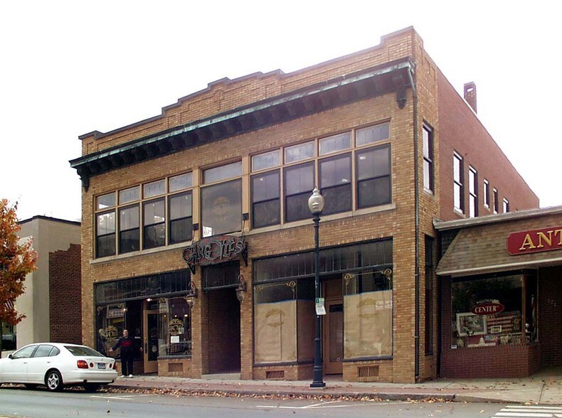 175 Center St, Wallingford, CT for sale - Primary Photo - Image 1 of 1