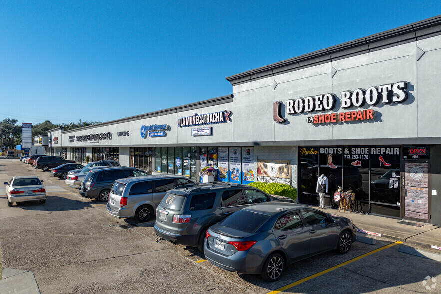 8700 Long Point Rd, Houston, TX for lease - Building Photo - Image 2 of 24