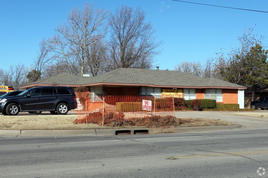 4601 N Macarthur Blvd, Oklahoma City, OK for lease - Building Photo - Image 2 of 34