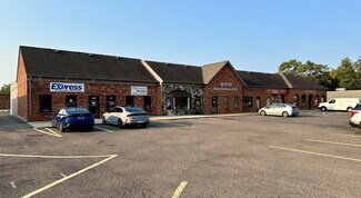 More details for 16190-16236 E 13 Mile Rd, Roseville, MI - Office/Retail for Lease