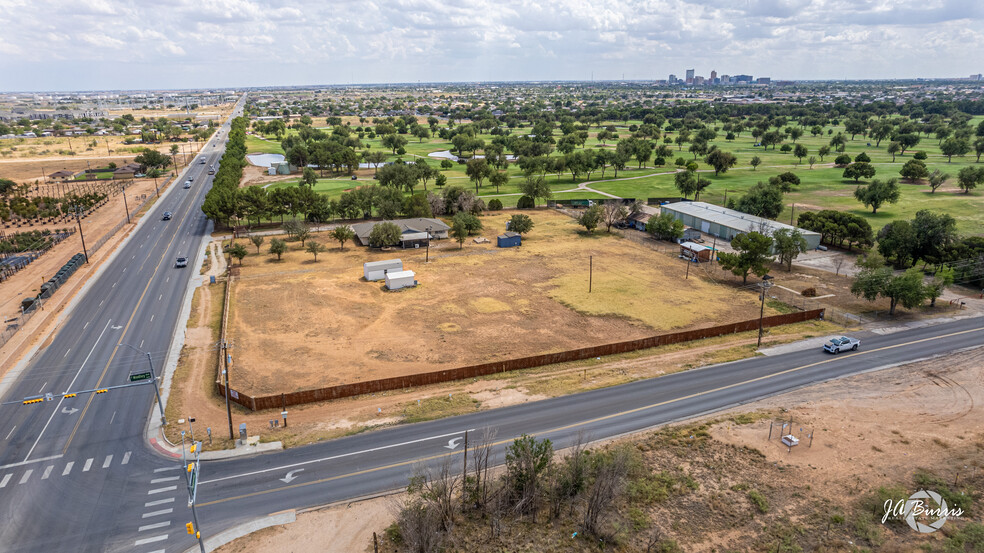 3229 N Fairgrounds Rd, Midland, TX for sale - Building Photo - Image 1 of 10