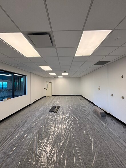 201 Centennial St, Glenwood Springs, CO for lease - Interior Photo - Image 1 of 9