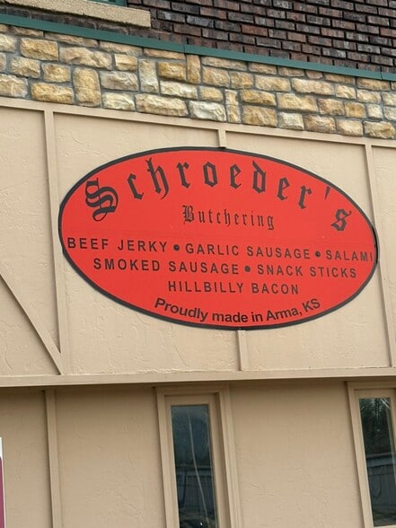 418 E Washington St, Arma, KS for sale - Building Photo - Image 2 of 39