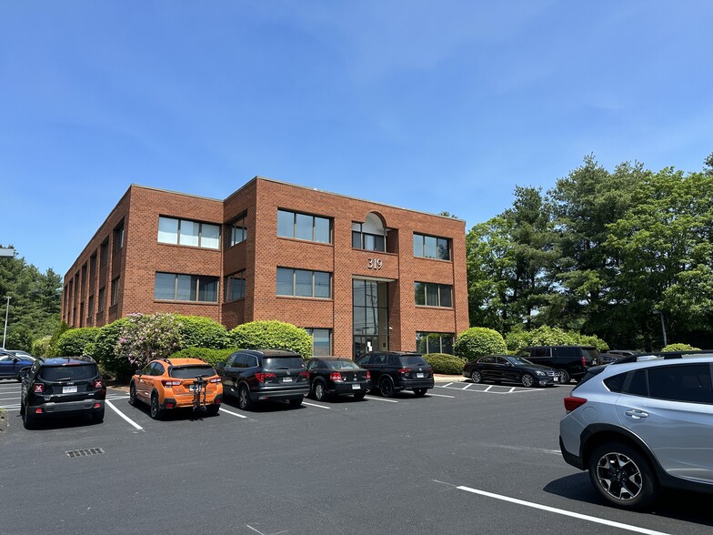 319 Littleton Rd, Westford, MA for lease - Building Photo - Image 1 of 10