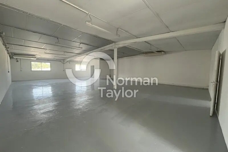 Flex in Montpellier for lease - Interior Photo - Image 3 of 7