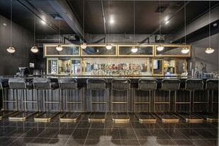 400 Bergen Blvd, Palisades Park NJ - Bar