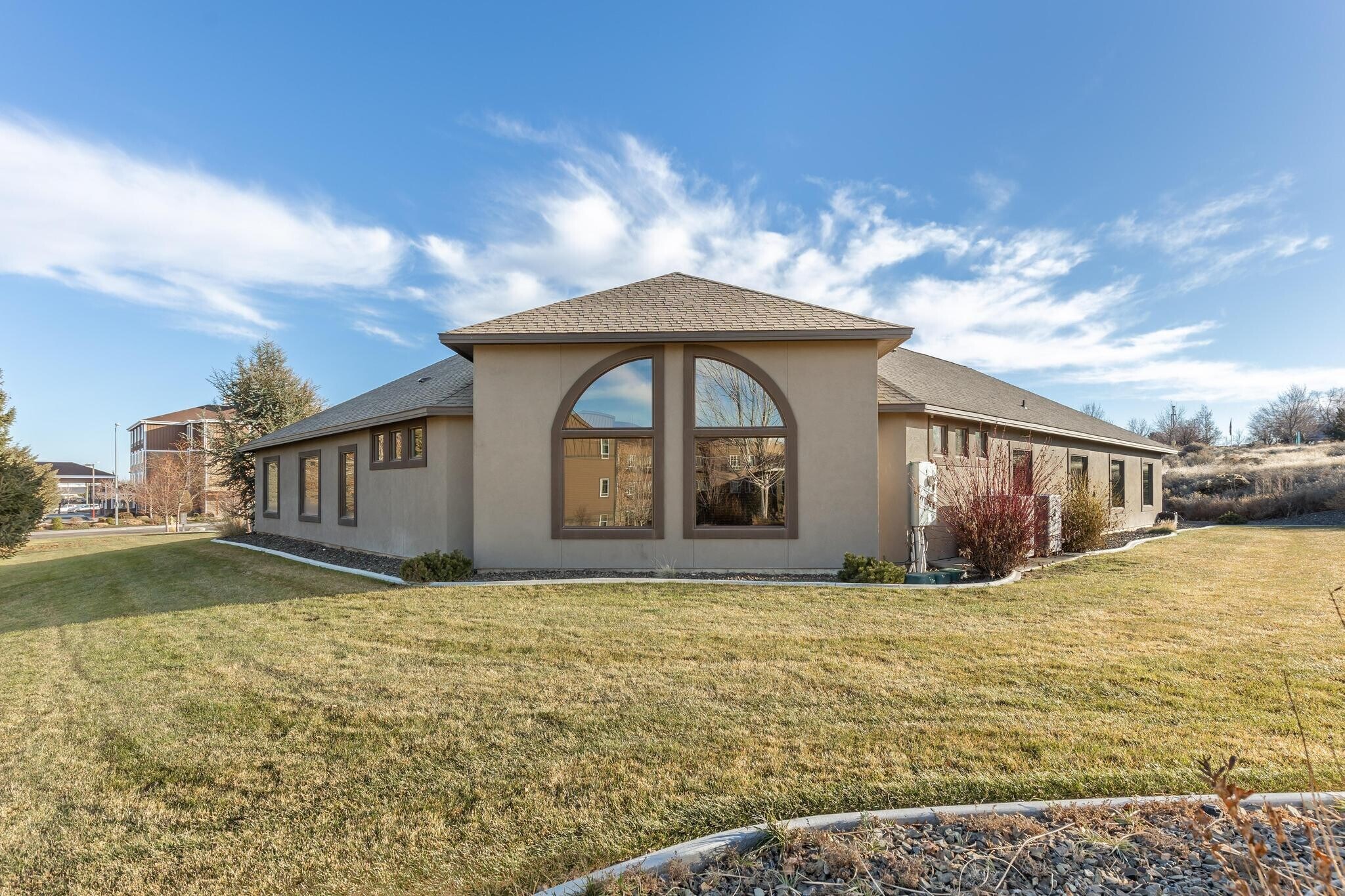 601 N Young St, Kennewick, WA for sale Primary Photo- Image 1 of 1