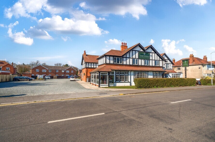 Drummond St, Skegness for sale - Building Photo - Image 2 of 10