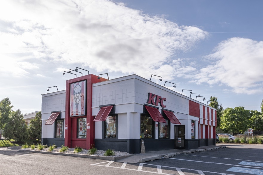 4103-4211 Mountain Rd, Pasadena, MD for lease - Building Photo - Image 2 of 8