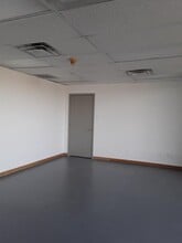 605 E Palace Pky, Grand Prairie, TX for lease Building Photo- Image 2 of 8