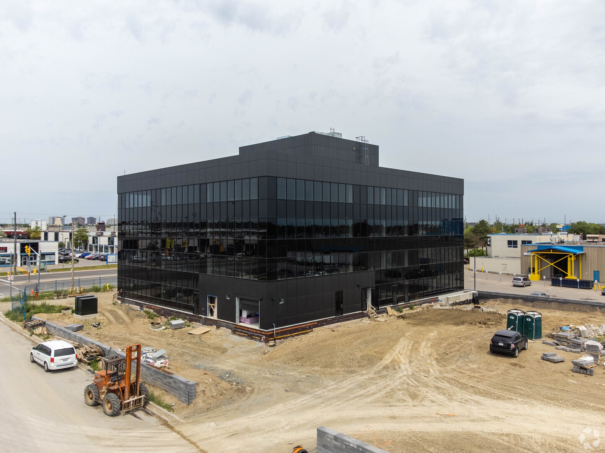 2225 Markham Rd, Toronto, ON for lease Building Photo- Image 1 of 5