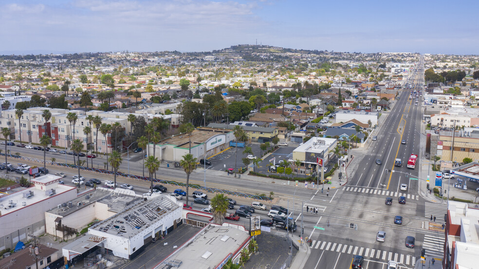 1818-1840 Long Beach Blvd, Long Beach, CA for lease - Building Photo - Image 3 of 9