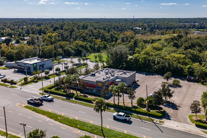 1206 N Woodland Blvd, Deland, FL for lease - Building Photo - Image 2 of 2