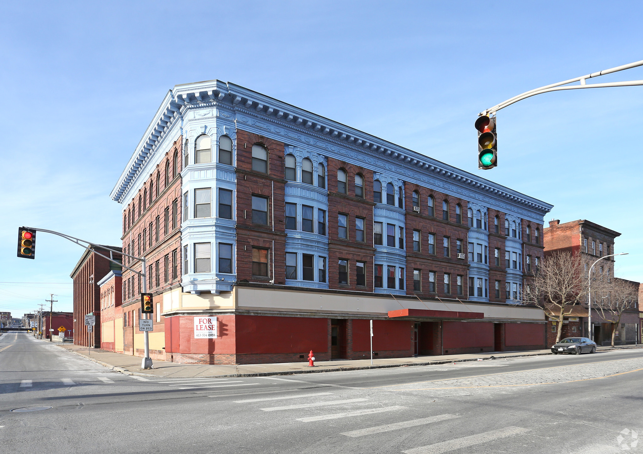 449-461 Main St, Holyoke, MA for sale Primary Photo- Image 1 of 1