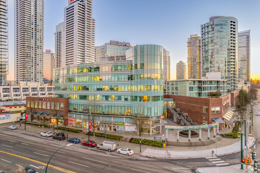 4500 Kingsway, Burnaby, BC for lease - Primary Photo - Image 1 of 21