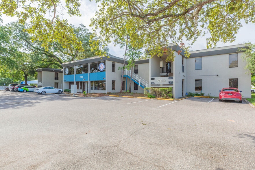 718-720 W Dr Martin Luther King Jr Blvd, Tampa, FL for sale - Building Photo - Image 3 of 10