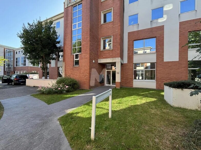 Office in Chevilly-Larue for lease - Building Photo - Image 3 of 8