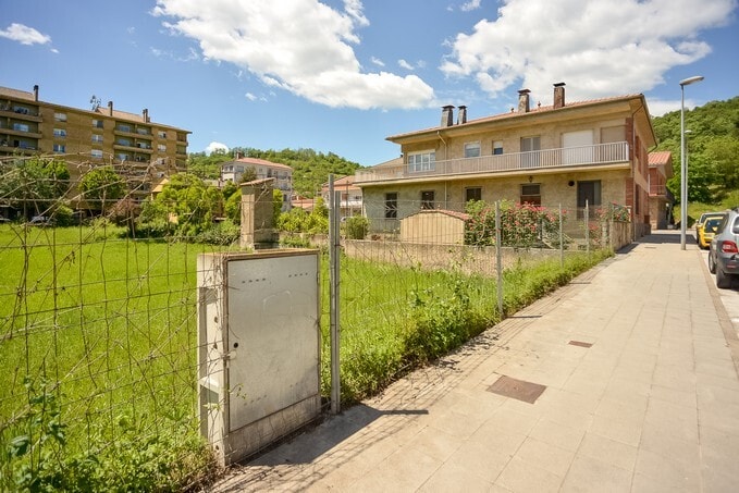 Avinguda Rei Jaume II, 17B, Olot, Gerona for sale - Interior Photo - Image 3 of 14