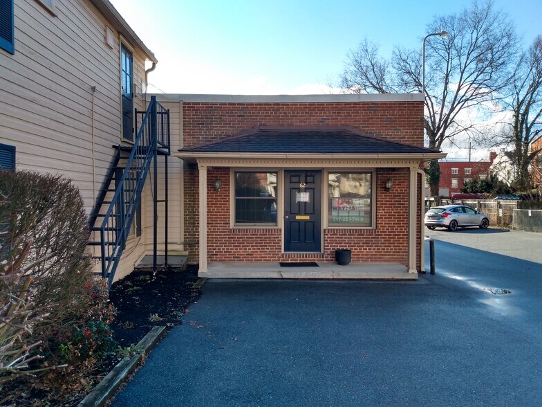 62 W Pomfret St, Carlisle, PA for sale - Primary Photo - Image 1 of 1