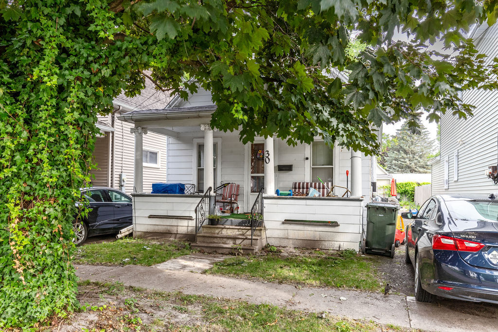 30 6th Ave, North Tonawanda, NY for sale Primary Photo- Image 1 of 2