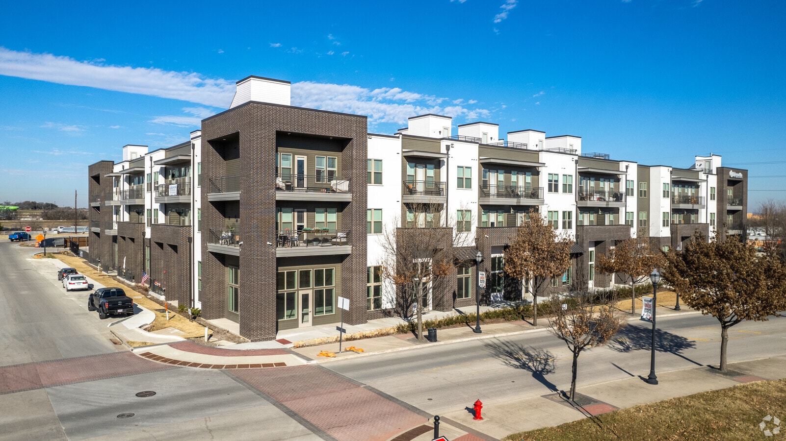 601 N Oak St, Roanoke, TX 76262 Magnolia at Oak Street