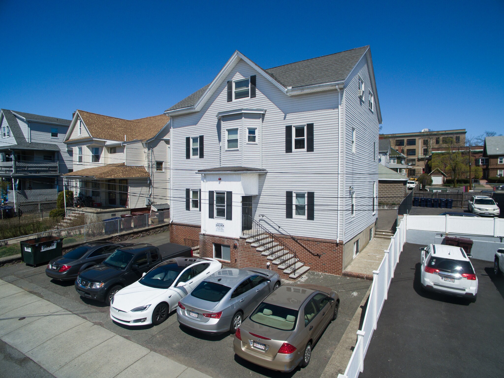 11 Ellsworth St, Everett, MA for sale Primary Photo- Image 1 of 1