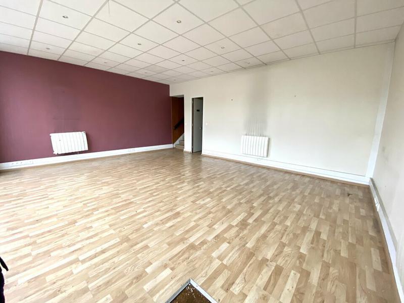 Industrial in Versailles for lease Interior Photo- Image 1 of 4
