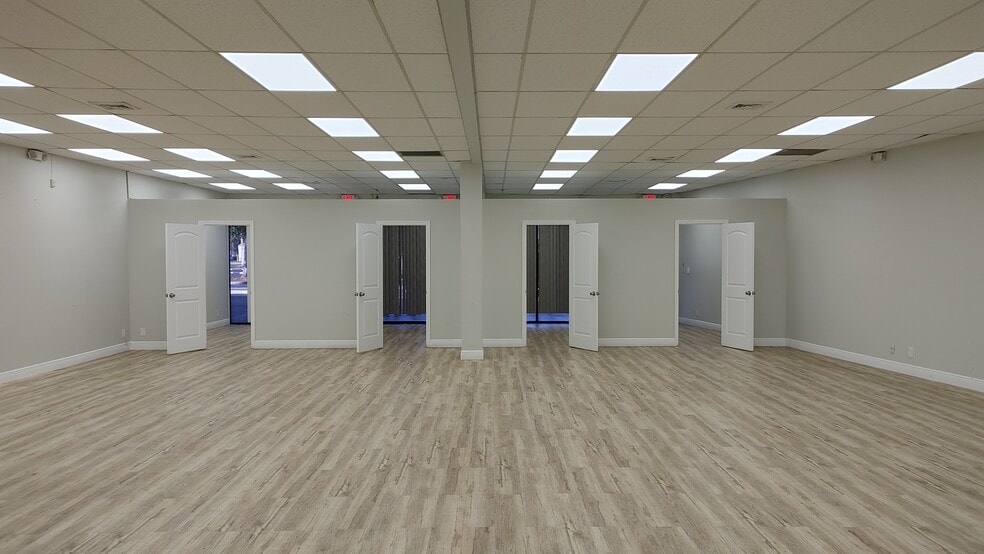 1360 N State Road 7, Margate, FL for lease - Interior Photo - Image 3 of 25