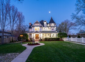 The Victoria Bed & Breakfast - Motel