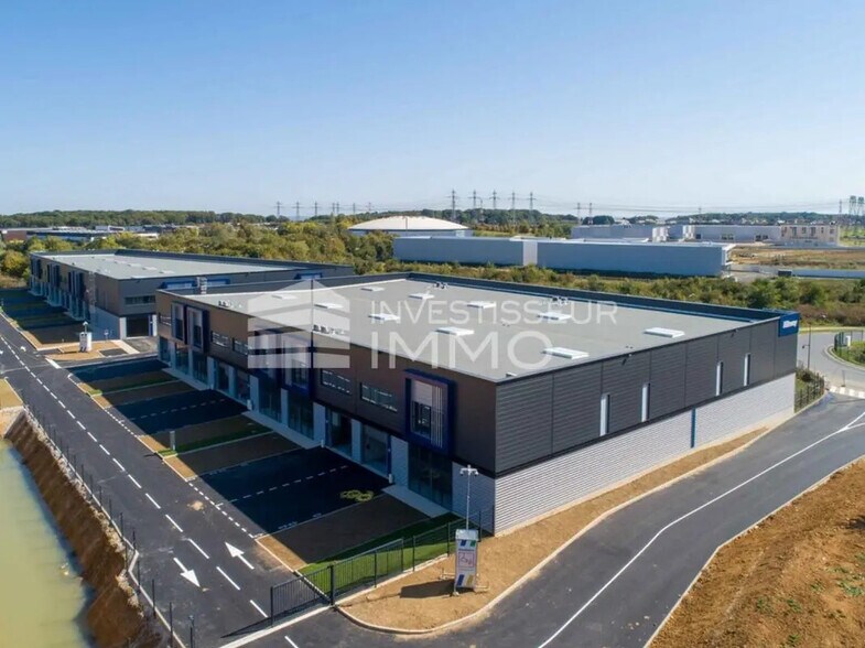 Flex in Villebon-sur-Yvette for lease - Building Photo - Image 2 of 4