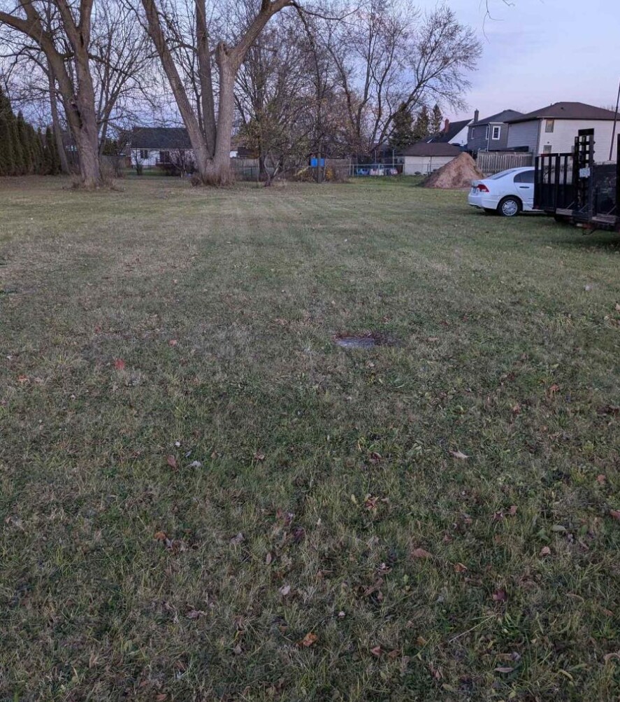 302 Aqueduct St, Welland, ON for lease Primary Photo- Image 1 of 2