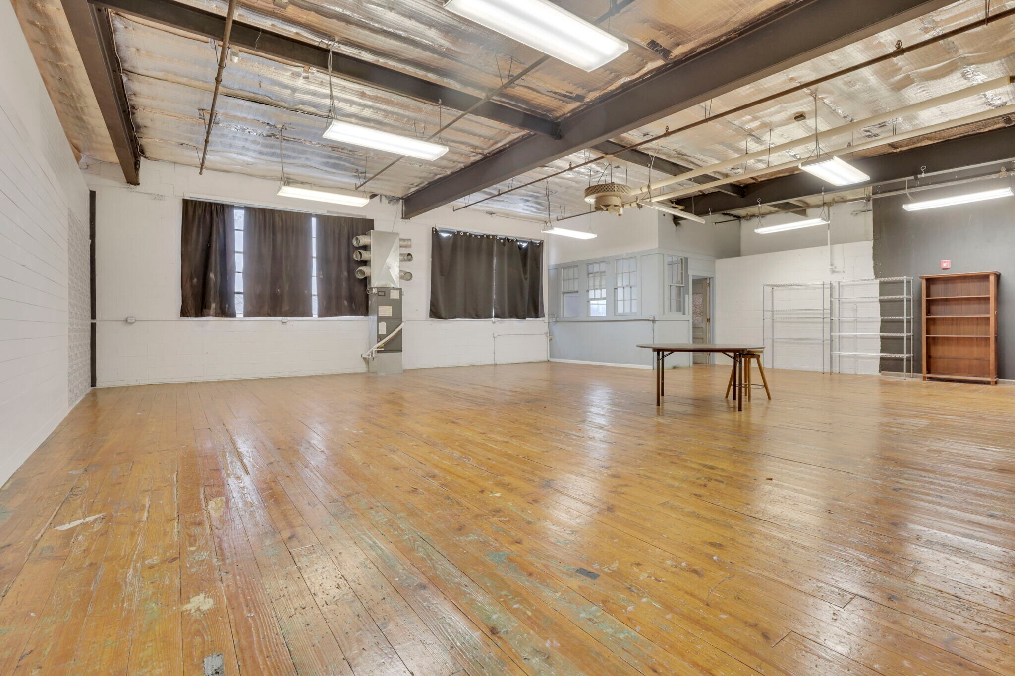 2020-2034 Leonard Ave, Columbus, OH for lease Building Photo- Image 1 of 5