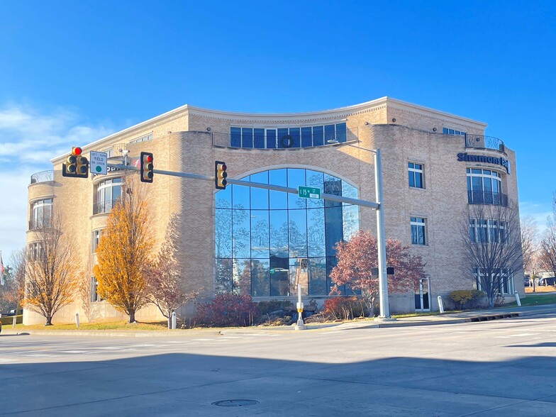 1500 S Utica Ave, Tulsa, OK for lease - Building Photo - Image 1 of 3