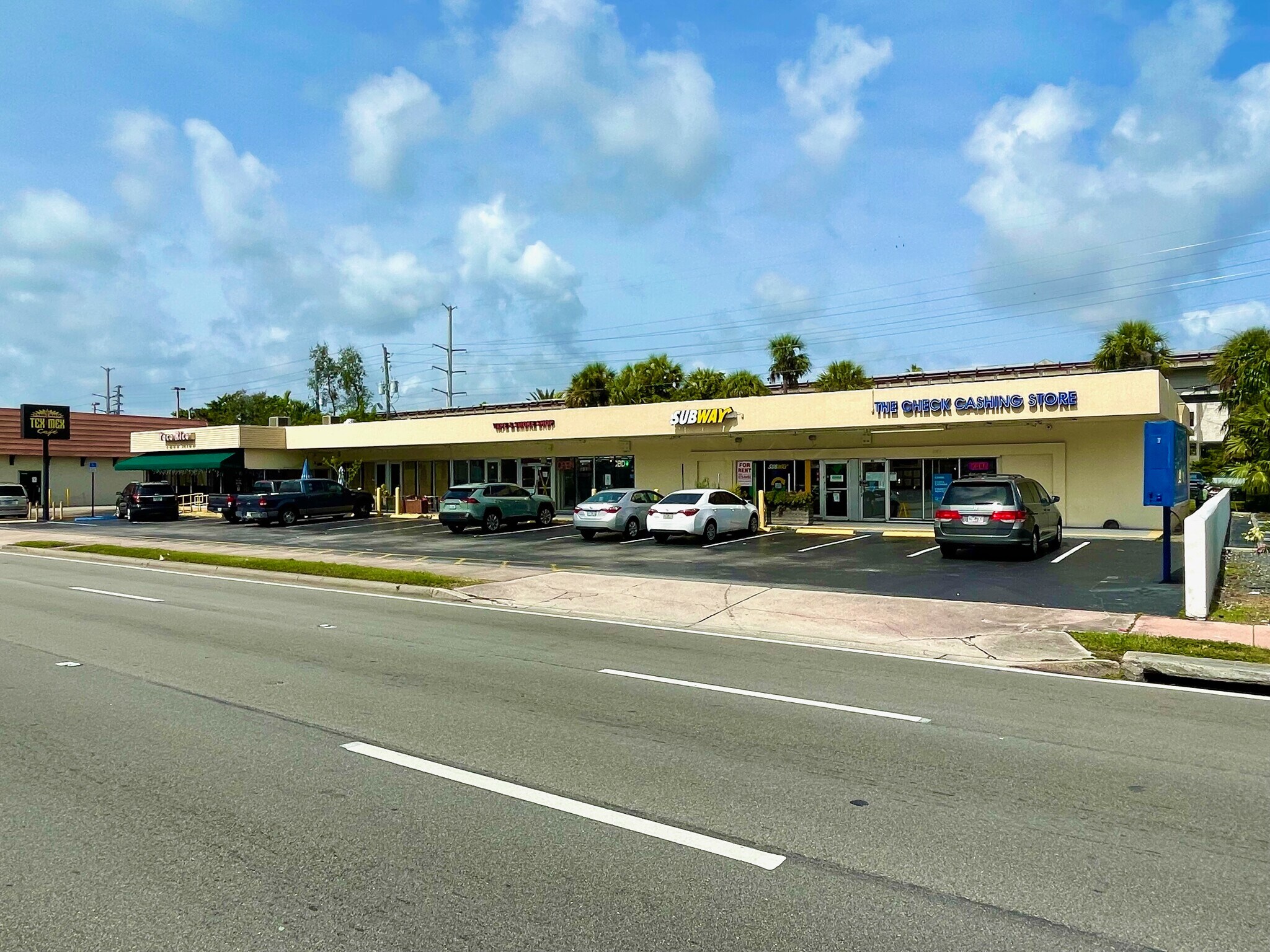Walgreens Dixie Hwy Greenwood - ox9bm1a