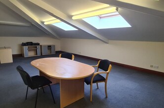 98-102 Maybury Rd, Woking for lease Interior Photo- Image 2 of 4