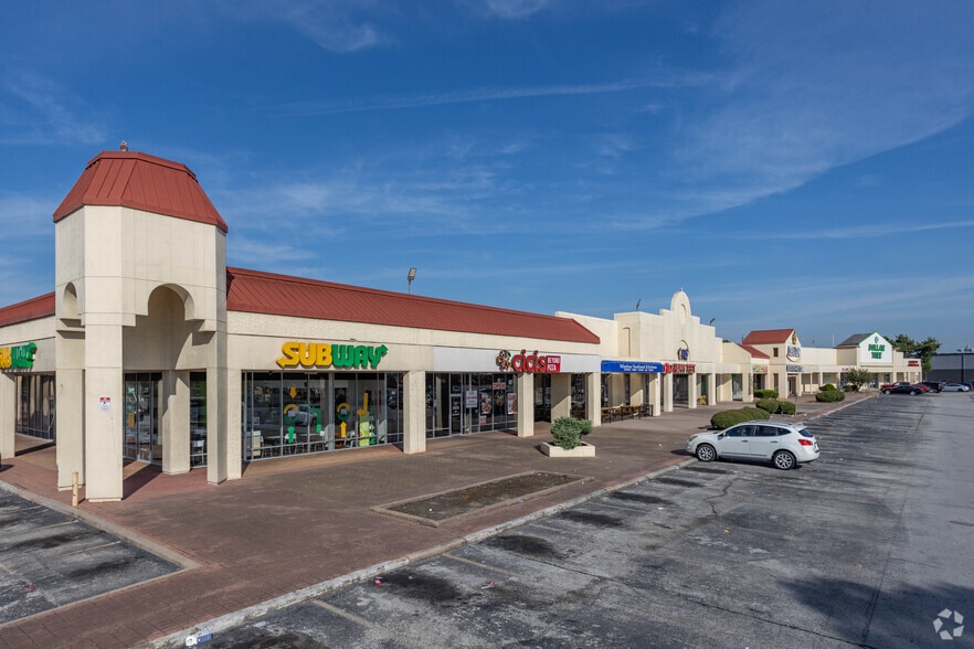 11101 Fuqua St, Houston, TX for lease - Building Photo - Image 2 of 8