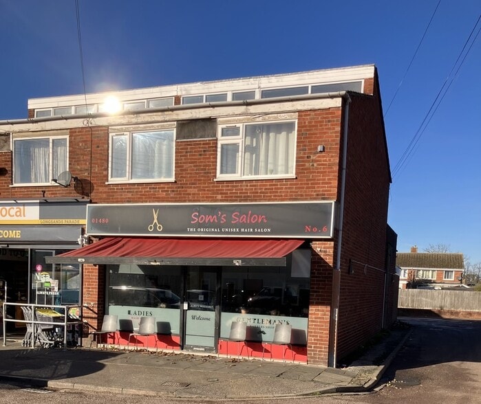 6 Longsands Parade, St Neots for sale - Primary Photo - Image 1 of 1