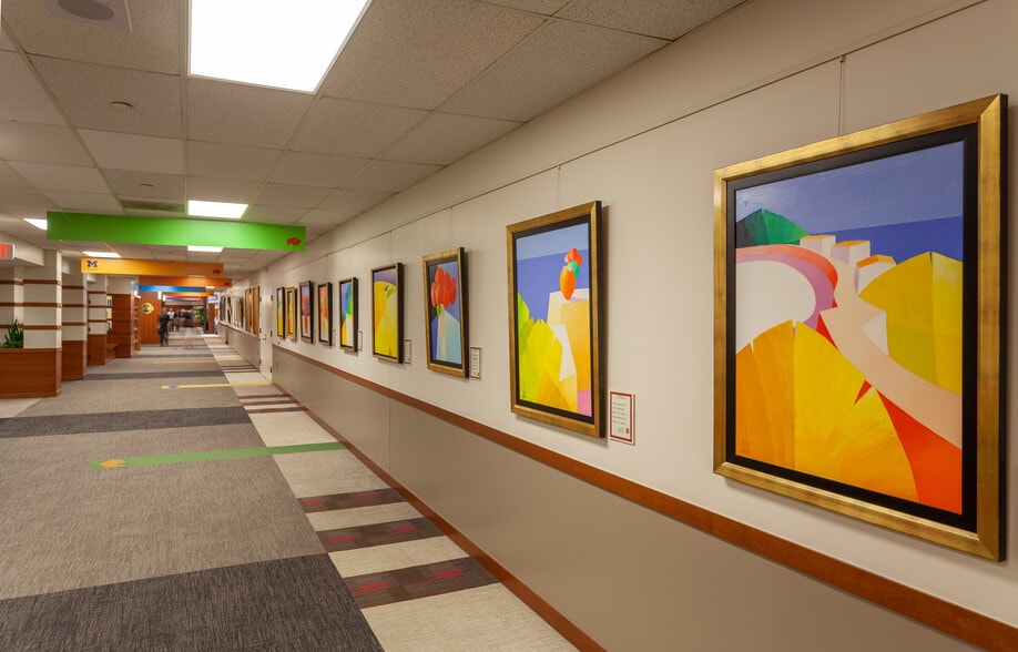 24 Frank Lloyd Wright Dr, Ann Arbor, MI for lease - Interior Photo - Image 2 of 30