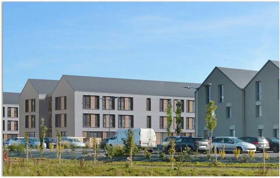 Office in Saint-Malo for lease - Building Photo - Image 1 of 5