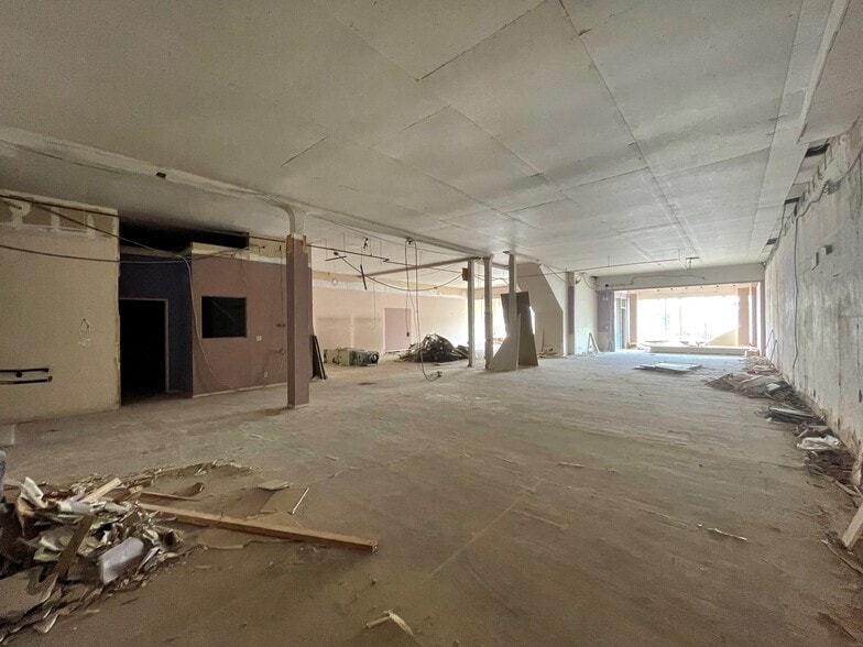 37-41 E Main St, Alhambra, CA for sale - Interior Photo - Image 2 of 10