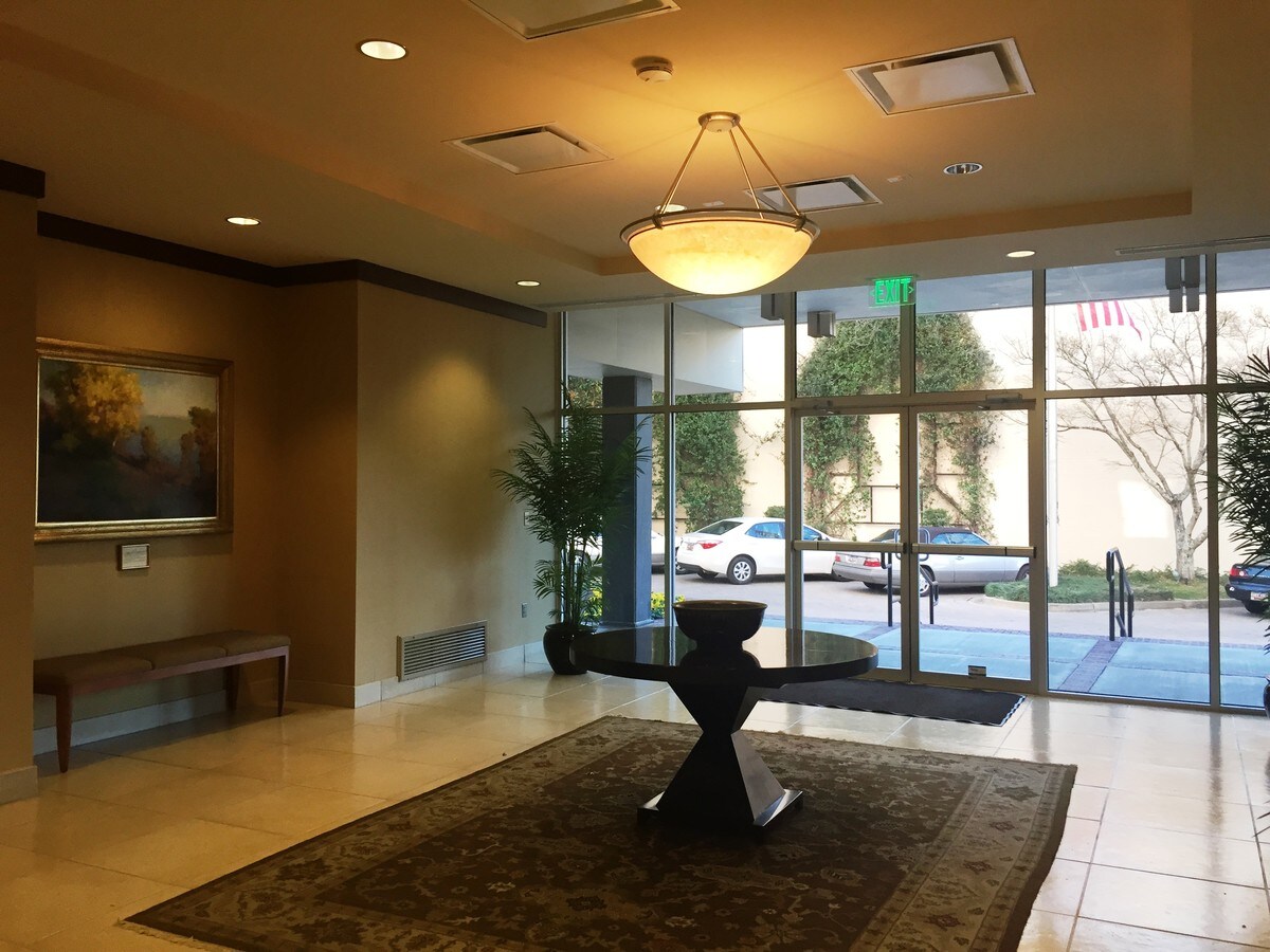 104 Maxwell Ave, Greenwood, SC 29646