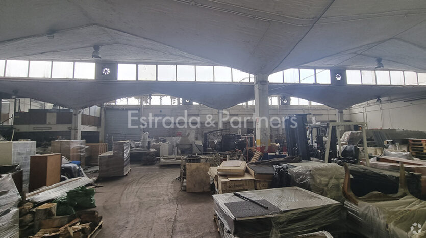 Industrial in Madrid, Madrid for sale - Building Photo - Image 1 of 3