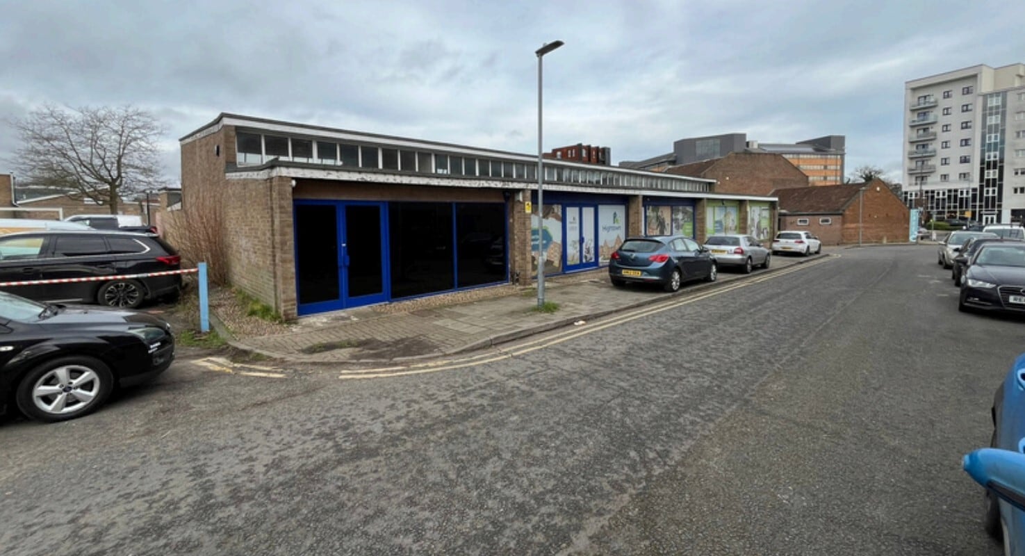1-5 Duxons Turn, Hemel Hempstead for sale Building Photo- Image 1 of 1